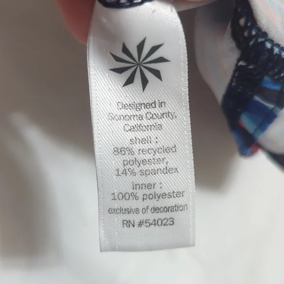 Athleta Ready Set Go 2 in 1 Shorts, Color Navy/Black Size S - Picture 15 of 16